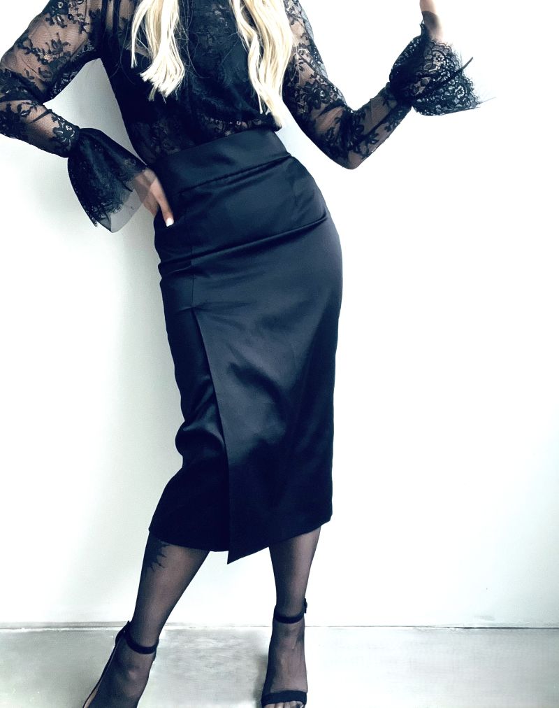 Klasiski garie svārki