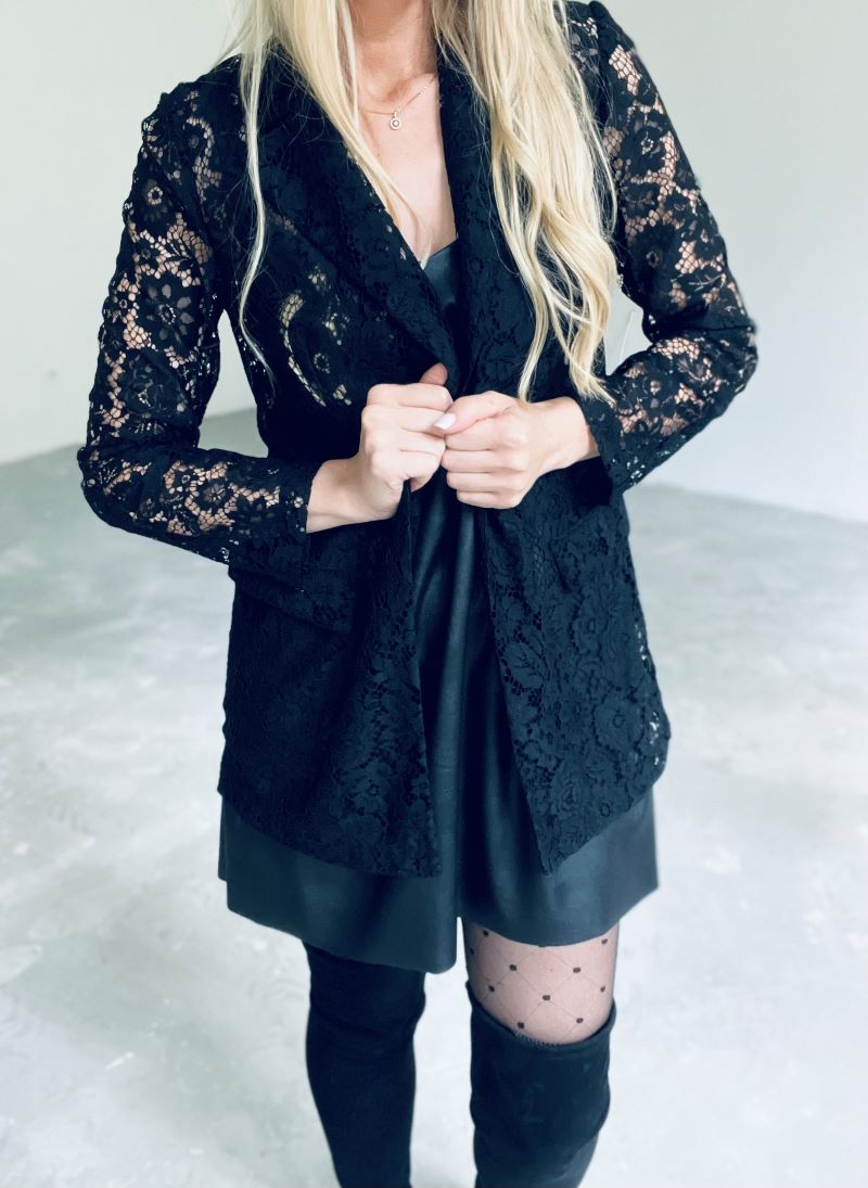 Mežģīņu žakete / LACE JACKET