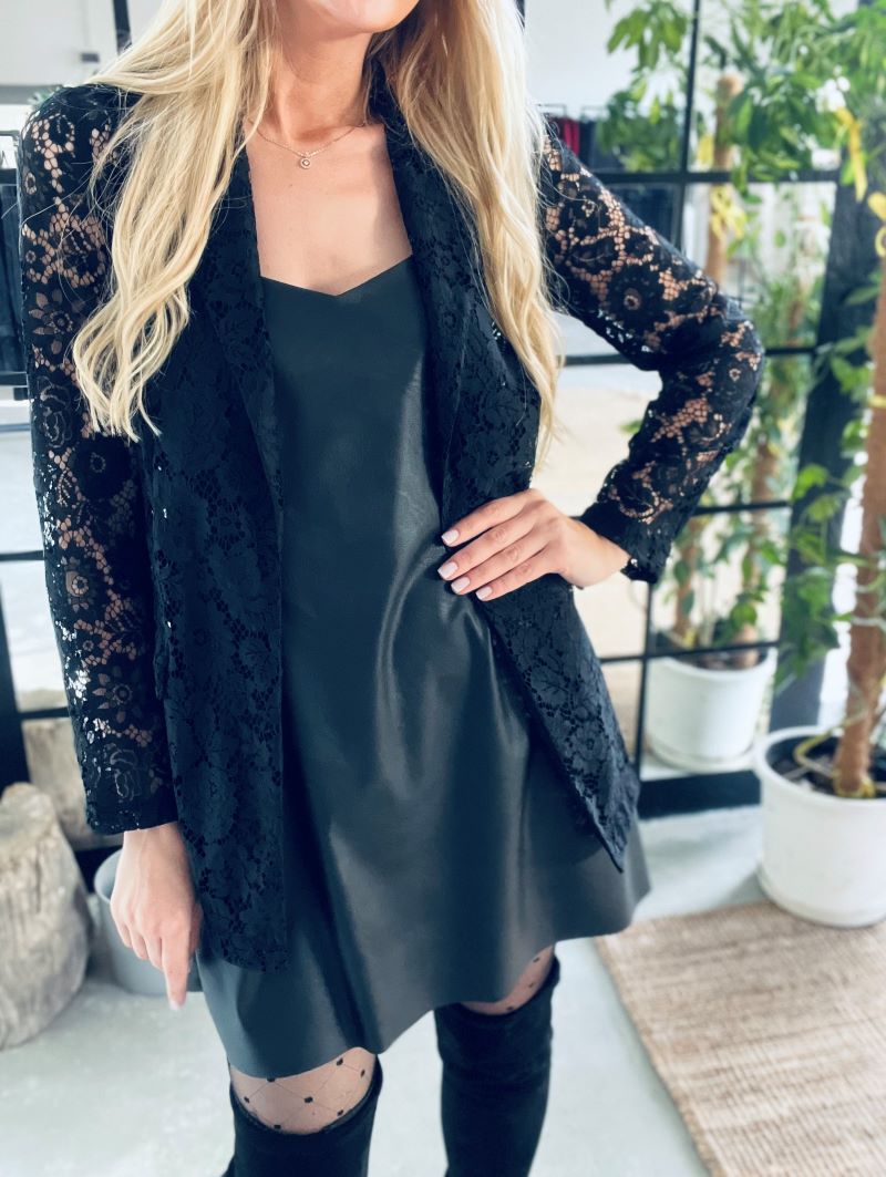 Mežģīņu žakete / LACE JACKET