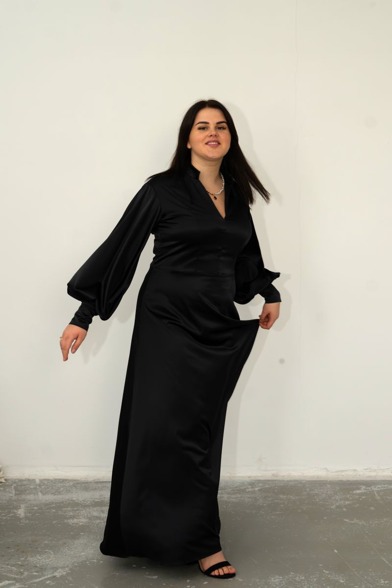 SATĪNA BALLES KLEITA DAŽĀDOS TOŅOS