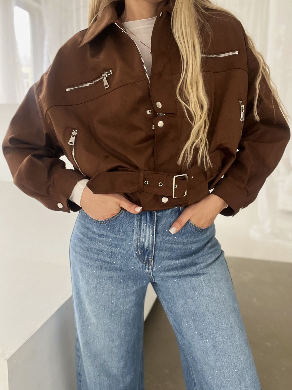 ZAMŠA JAKA TUMŠI BRŪNA