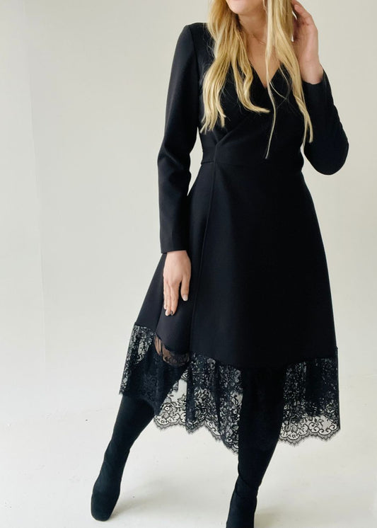 MELNA KLEITA AR MEŽĢĪNI