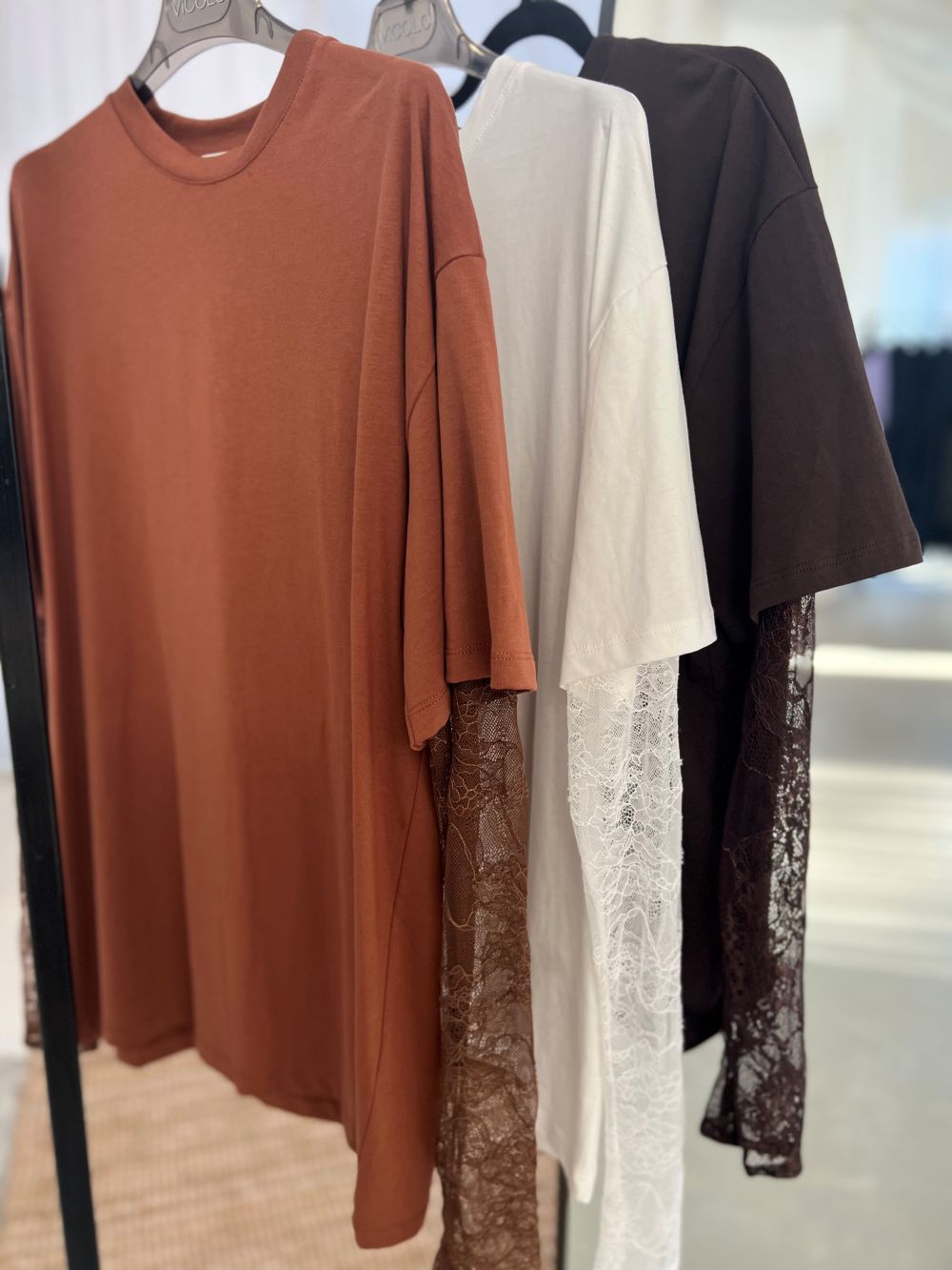 KOKVILNAS T- KREKLS AR MEŽĢĪŅU ROKĀM