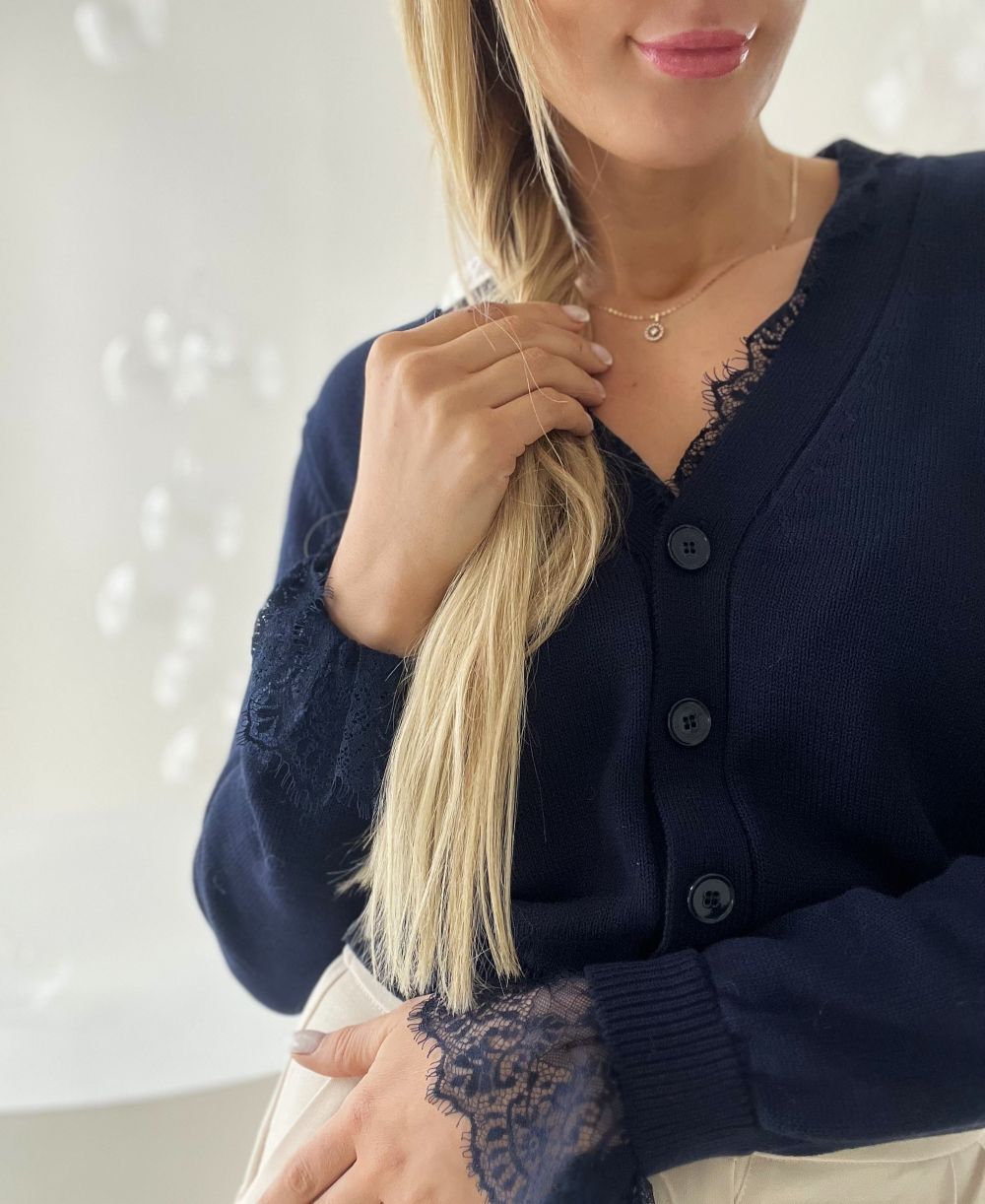 100% KOKVILNAS JACIŅA AR MEŽĢĪNI