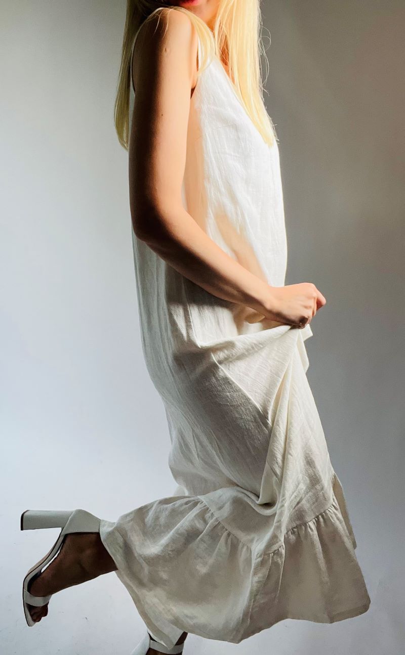 Linen dress. White linen dress. Long, white linen dress.