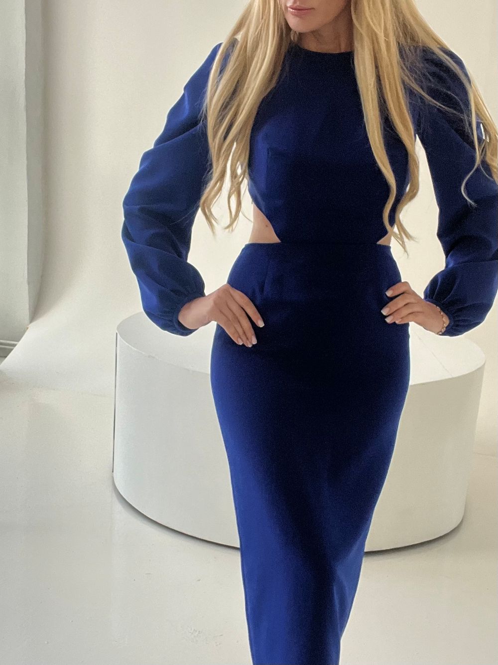 Zila kleita vasarai
