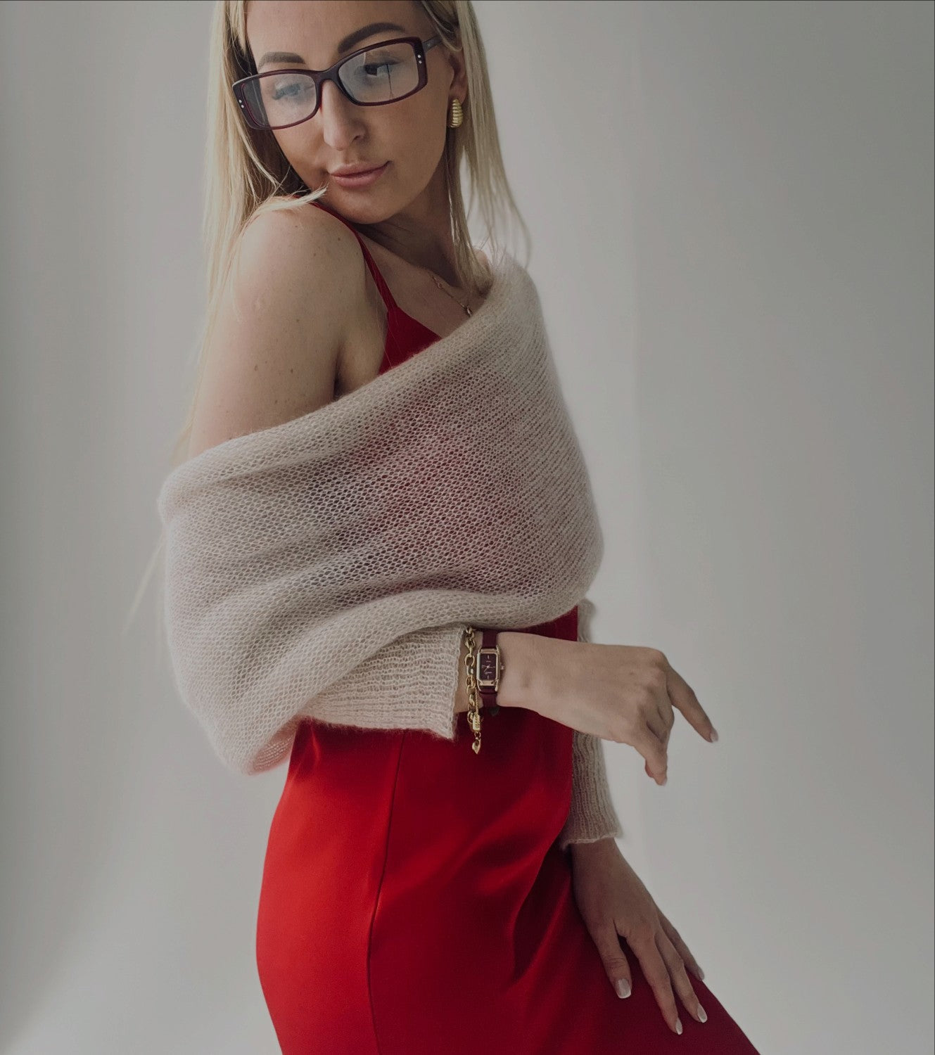 KIDMOHĒRAS ZĪDA BOLERO