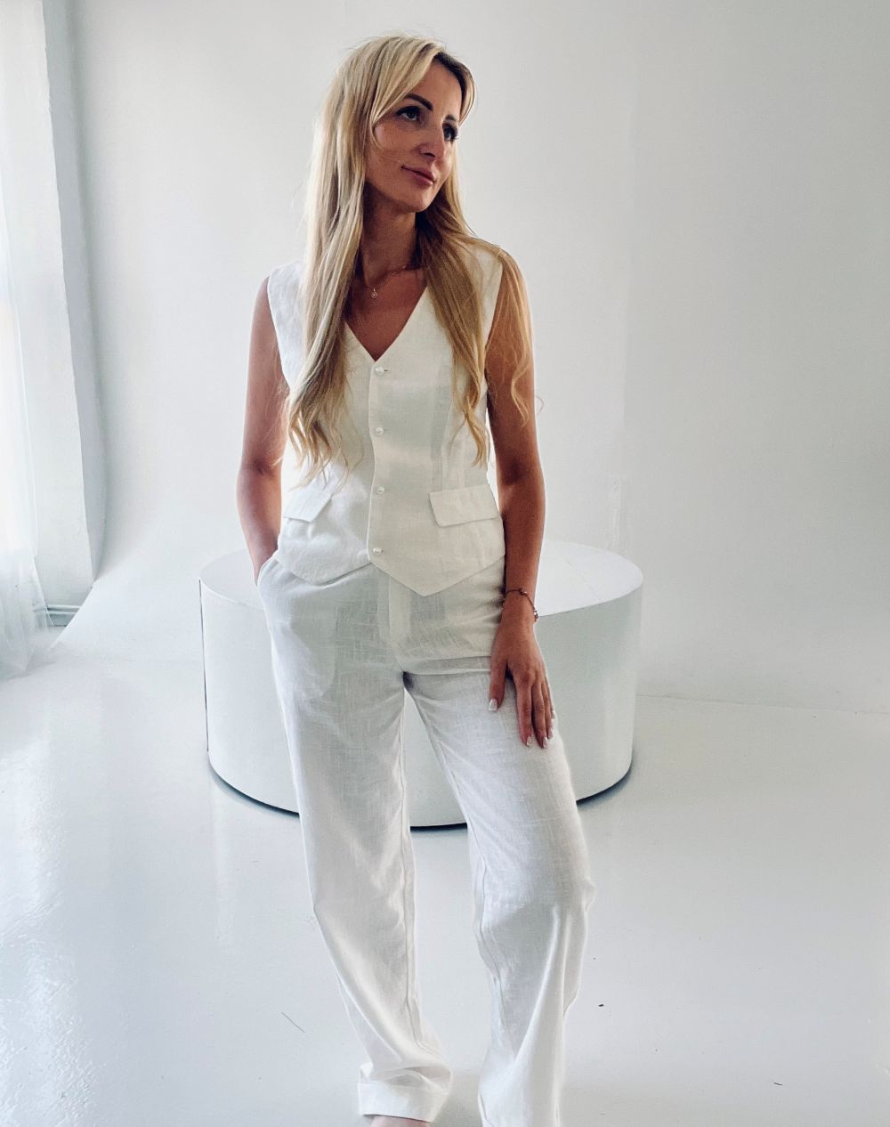 LINA VESTE / BIKSES / KOSTĪMS