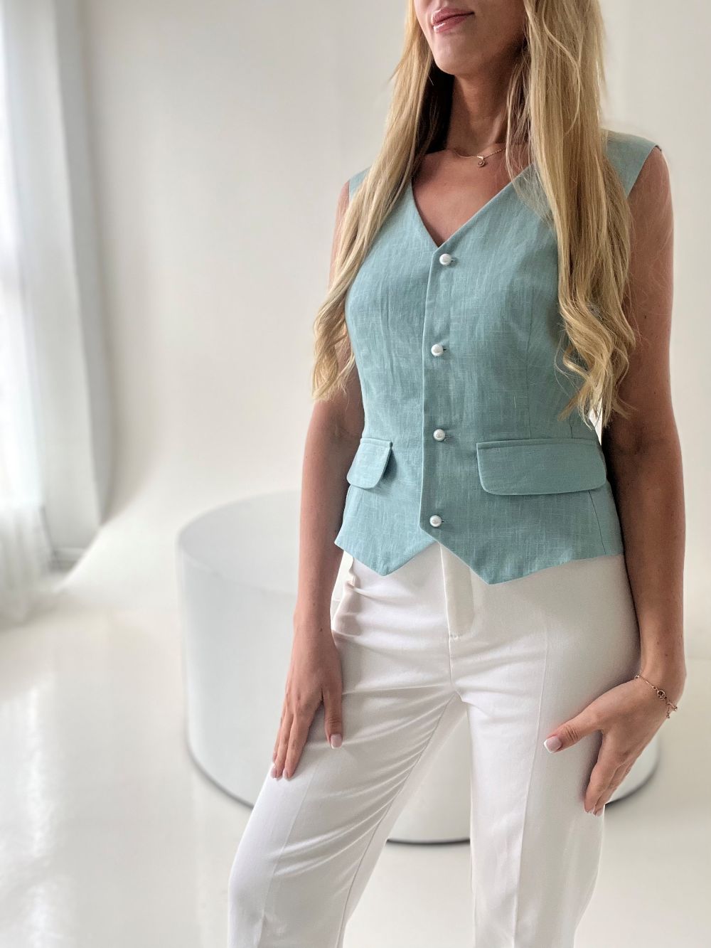 LINA VESTE / BIKSES / KOSTĪMS