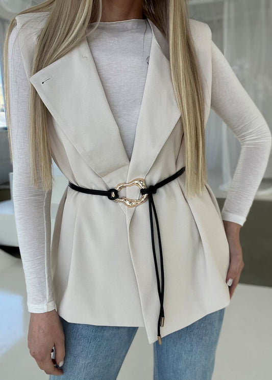 VESTE + JOSTIŅA / PIENBALTĀ UN BRŪNĀ KRĀSĀ