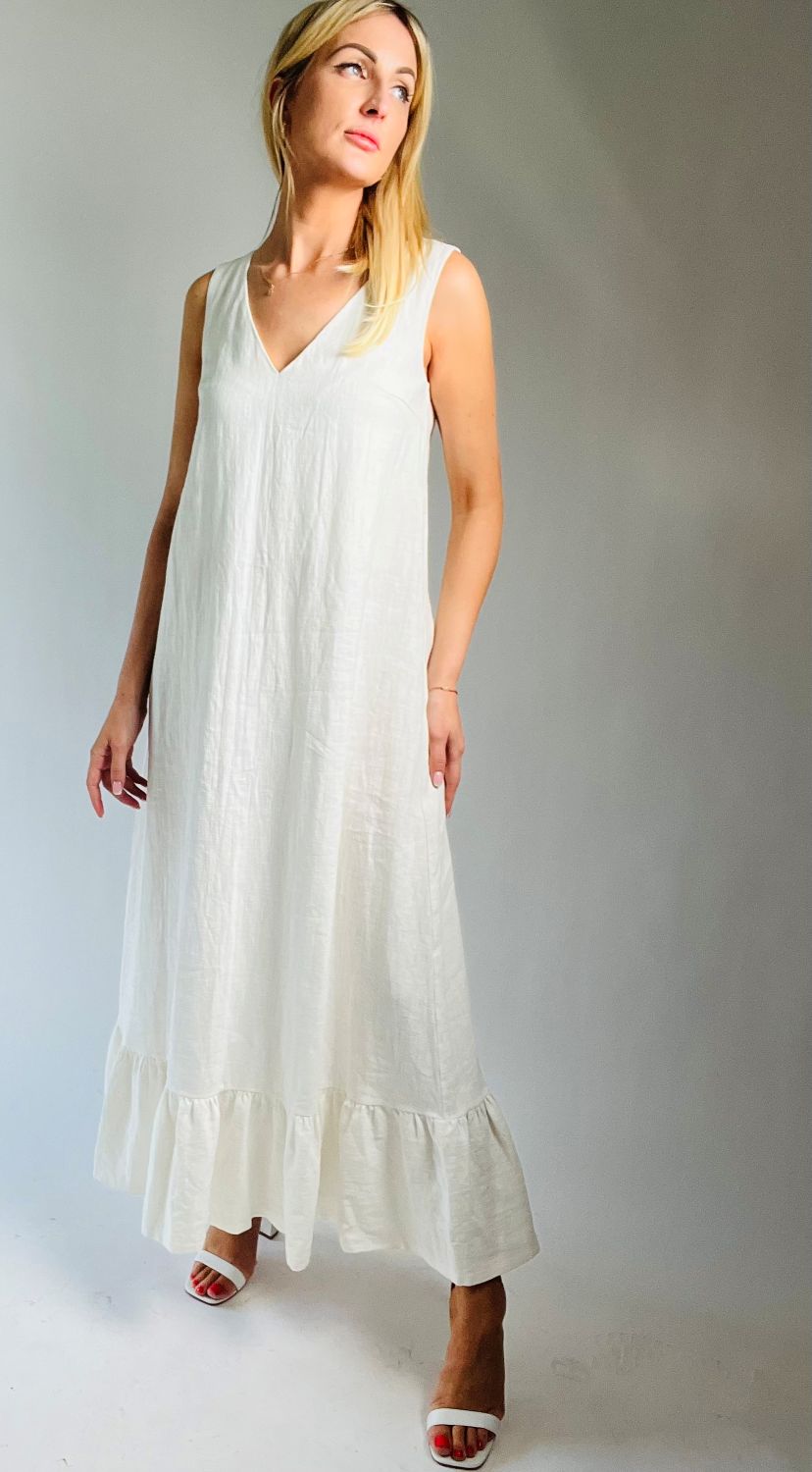 Linen dress. White linen dress. Long, white linen dress.