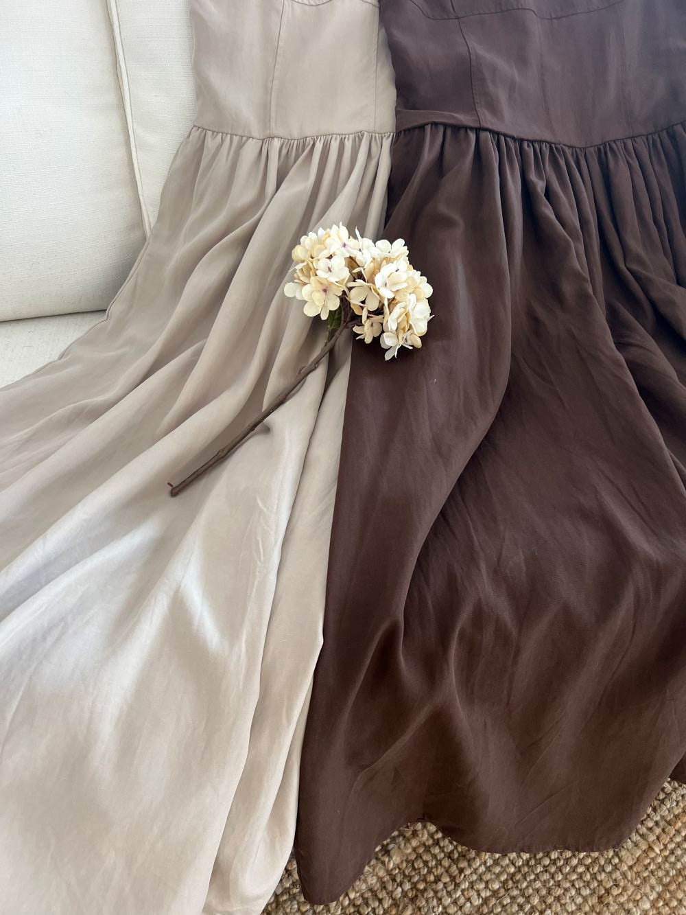 BRŪNA , BĒŠA KLEITA