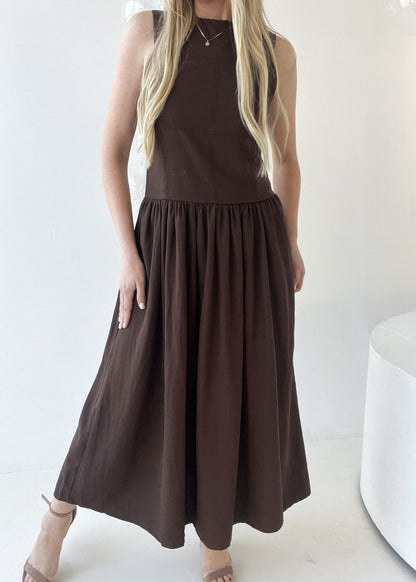 BRŪNA , BĒŠA KLEITA