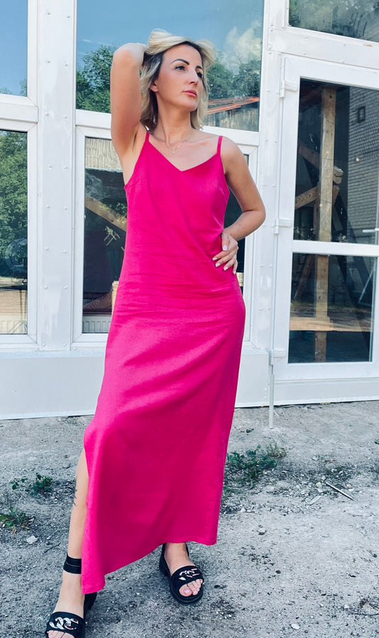 Rozā lencīšu kleita