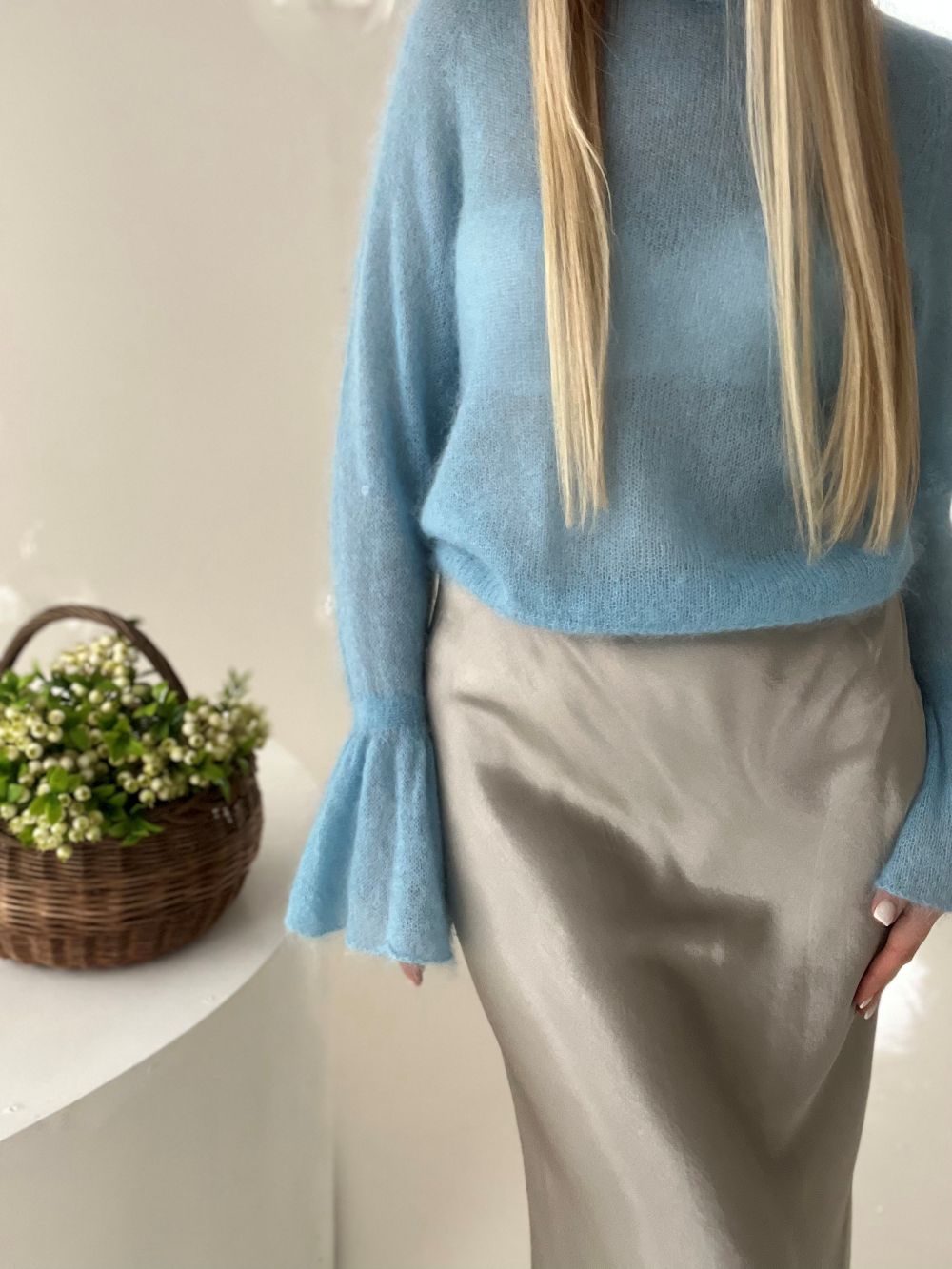 MOHĒRAS DŽEMPERIS MAIGS UN PŪKAINS