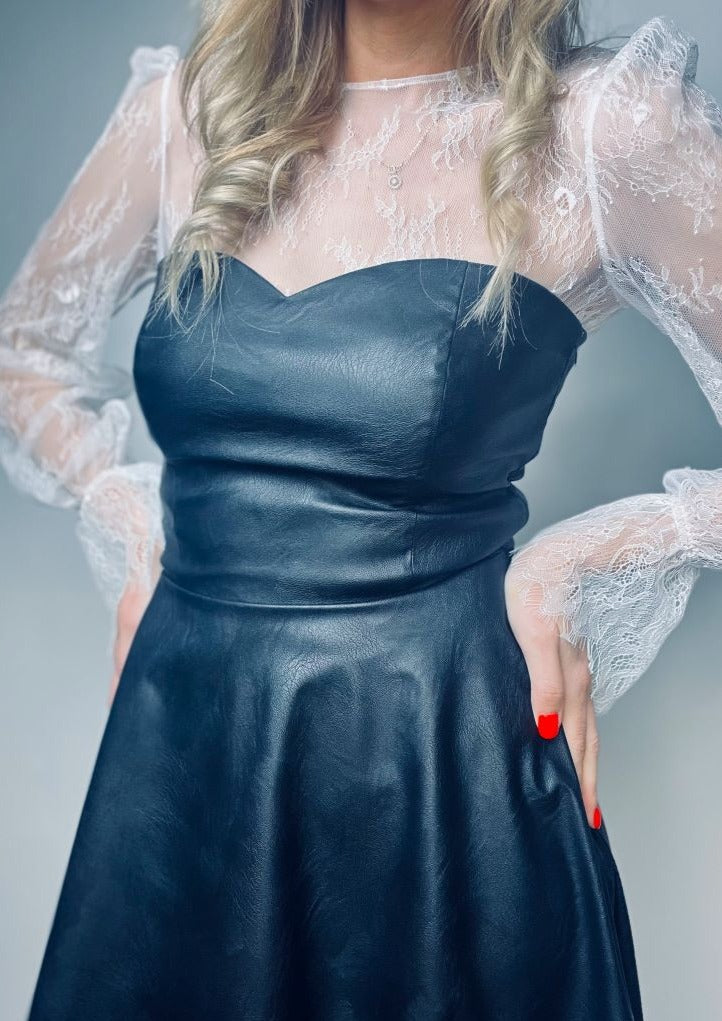 Melna mākslīgās ādas kleita Merlin