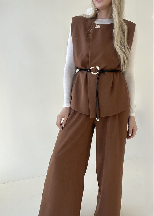 KOSTĪMS - VESTE + BIKSES + JOSTA