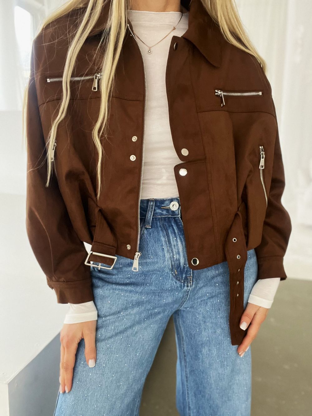 ZAMŠA JAKA TUMŠI BRŪNA