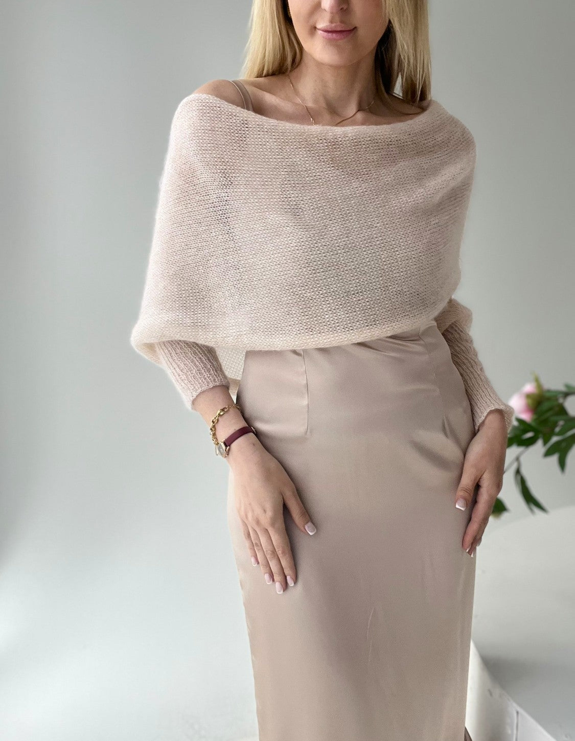 KIDMOHĒRAS ZĪDA BOLERO