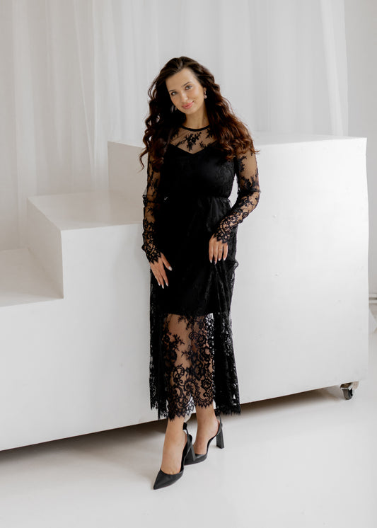 MELNA KLEITA-ROMANTIKA